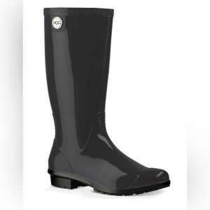 NIB UGG Shaye Rain Boots